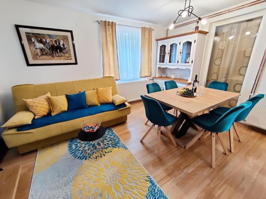 Kuca Za Odmor Villa Cesarica - Zagreb Graberje Ivanićko Exteriör bild